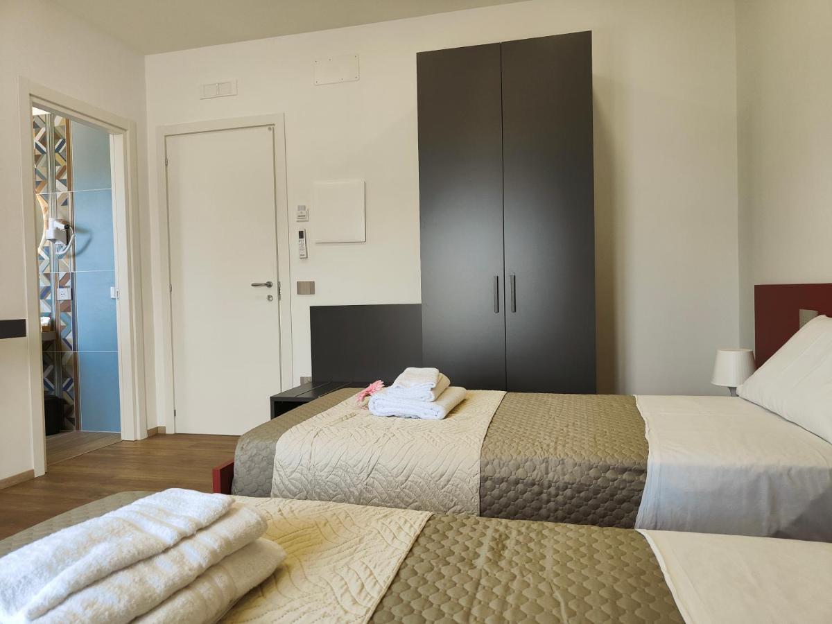 Rosa Rooms Pompei Bagian luar foto