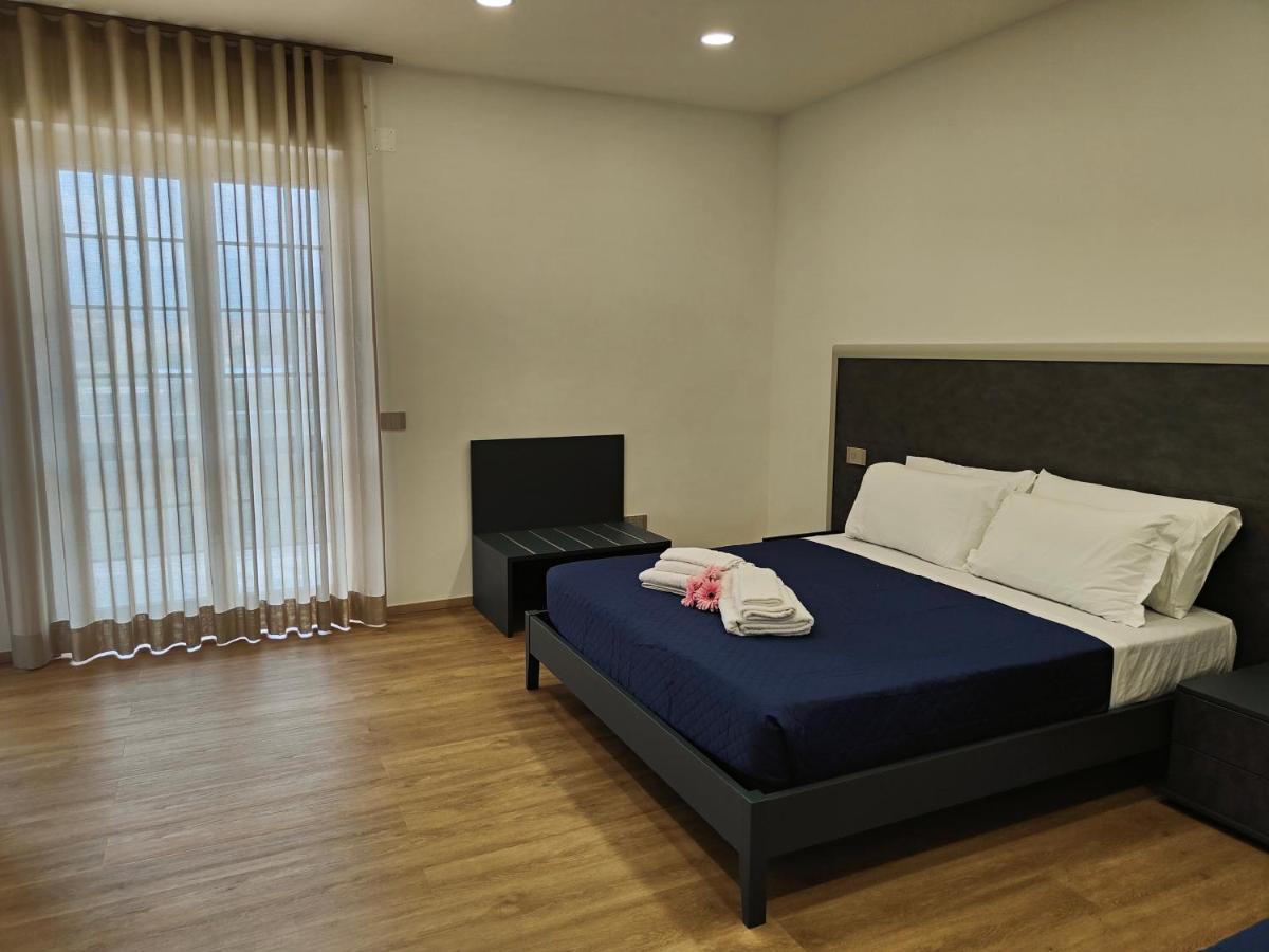 Rosa Rooms Pompei Bagian luar foto
